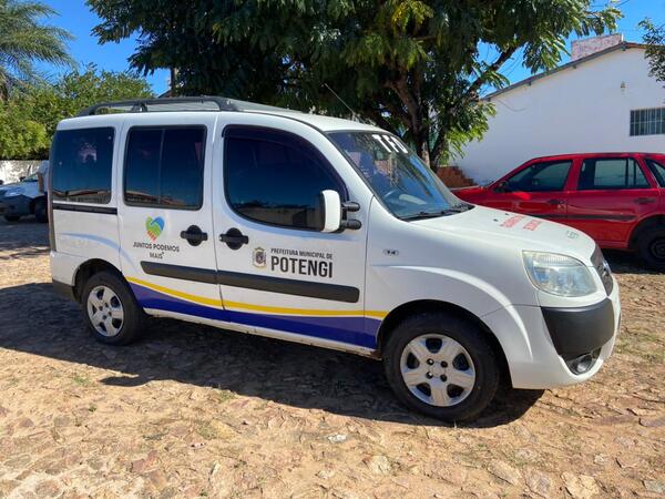 Prefeitura Municipal de Potengi garante veículo para transporte de pacientes que necessitam de tratamento em Fortaleza